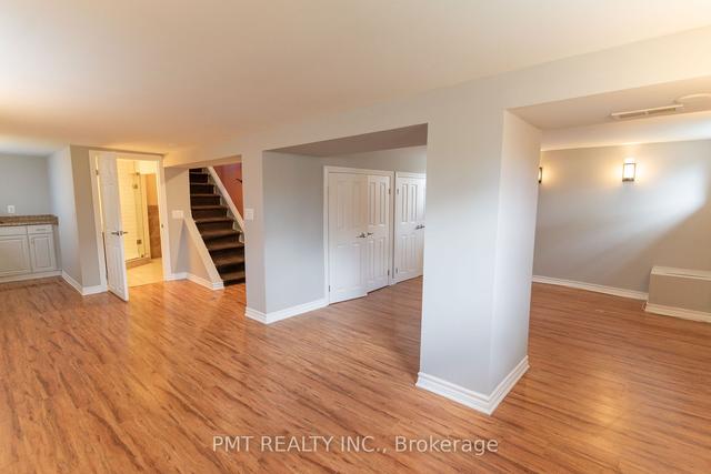52 Sixteenth St, House detached with 2 bedrooms, 2 bathrooms and 1 parking in Toronto ON | Image 6