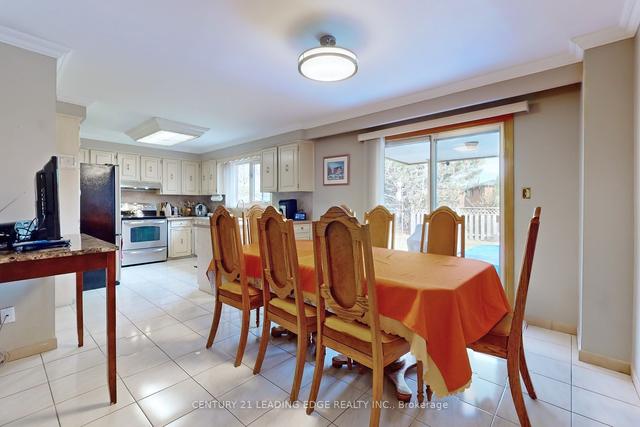 4163 Rayfield Ct, House detached with 4 bedrooms, 4 bathrooms and 4 parking in Mississauga ON | Image 3