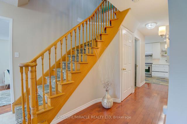 113 Meadowview Blvd, House detached with 4 bedrooms, 4 bathrooms and 4 parking in Clarington ON | Image 24
