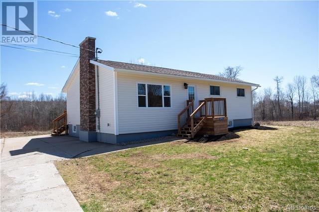 1292 New Brunswick 148, House detached with 3 bedrooms, 1 bathrooms and null parking in Saint Marys NB | Image 2