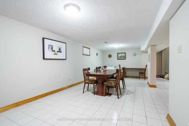 64 Adrianno Cres, House detached with 3 bedrooms, 4 bathrooms and 6 parking in Vaughan ON | Image 24