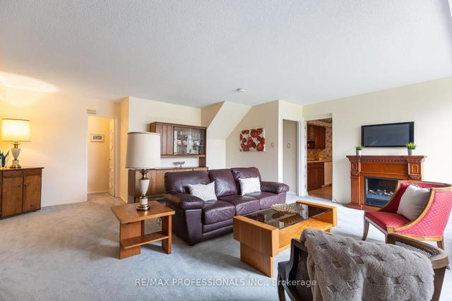 G7 - 296 Mill Rd, Condo with 3 bedrooms, 3 bathrooms and 1 parking in Toronto ON | Image 12