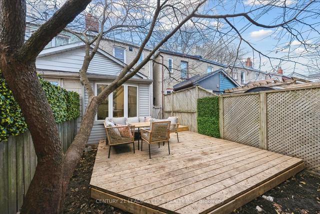 3 Lockwood Rd, House semidetached with 2 bedrooms, 2 bathrooms and 0 parking in Toronto ON | Image 7