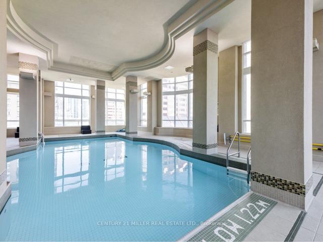 507 - 208 Enfield Pl W, Condo with 2 bedrooms, 2 bathrooms and 1 parking in Mississauga ON | Image 11