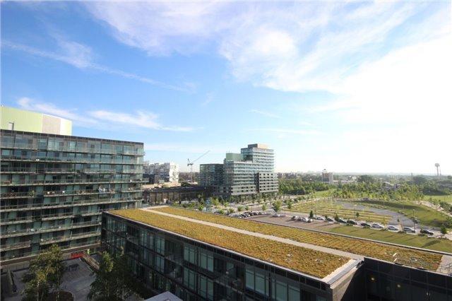 S809 - 455 Front St W, Condo with 2 bedrooms, 2 bathrooms and 1 parking in Toronto ON | Image 11