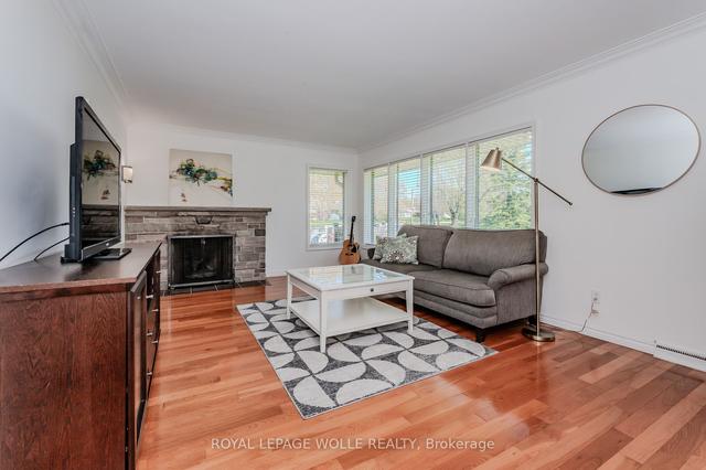 250 Royal St, House detached with 3 bedrooms, 3 bathrooms and 4 parking in Waterloo ON | Image 31
