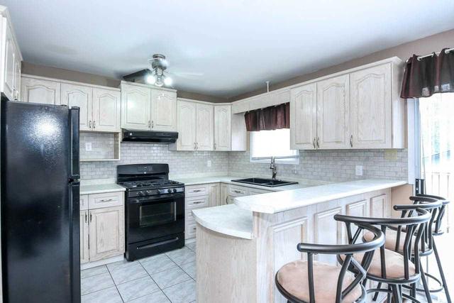 1022 Janette St, House detached with 3 bedrooms, 3 bathrooms and 8 parking in Newmarket ON | Image 9