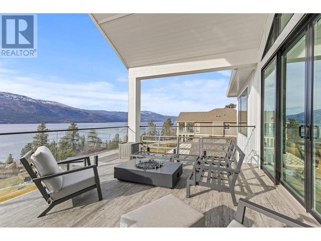 1360 Sixth St, House detached with 4 bedrooms, 2 bathrooms and 2 parking in Lake Country BC | Image 22