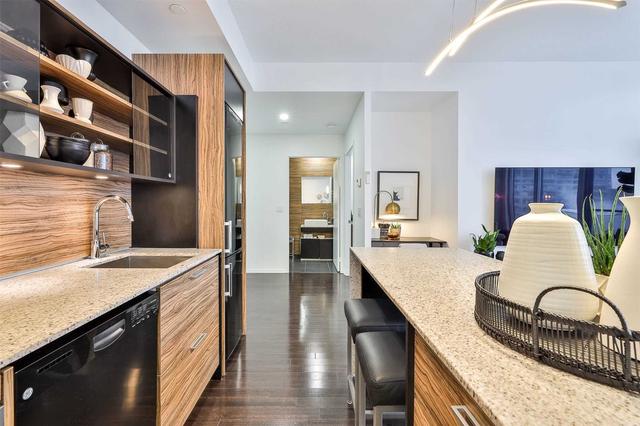 2206 - 75 St Nicholas St, Condo with 1 bedrooms, 1 bathrooms and 1 parking in Toronto ON | Image 8