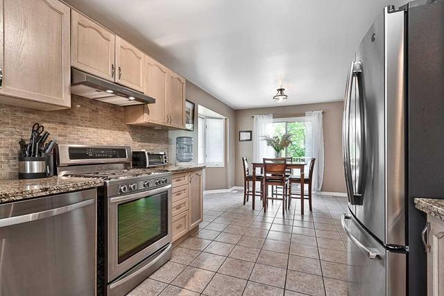 4130 Foxwood Dr, House semidetached with 3 bedrooms, 3 bathrooms and 3 parking in Burlington ON | Image 24