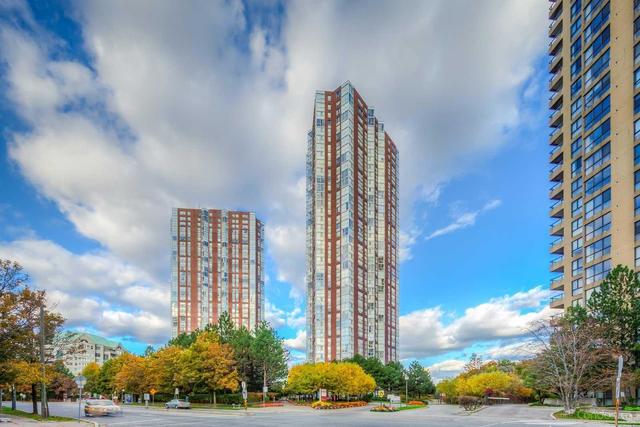 1203 - 5 Concorde Pl, Condo with 1 bedrooms, 1 bathrooms and 1 parking in Toronto ON | Image 1