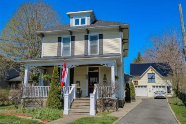 276 King St, House detached with 3 bedrooms, 1 bathrooms and 6 parking in Brockville ON | Image 1