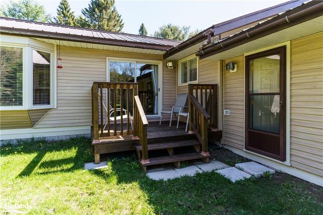 1139 High Falls Rd, House detached with 2 bedrooms, 1 bathrooms and 6 parking in Bracebridge ON | Image 25