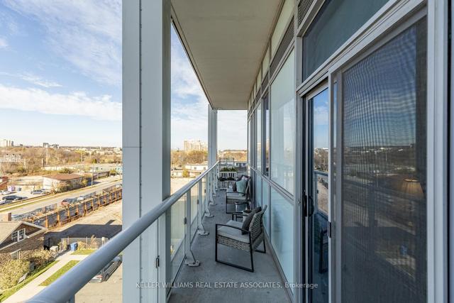 503 - 65 Speers Rd, Condo with 2 bedrooms, 2 bathrooms and 1 parking in Oakville ON | Image 7