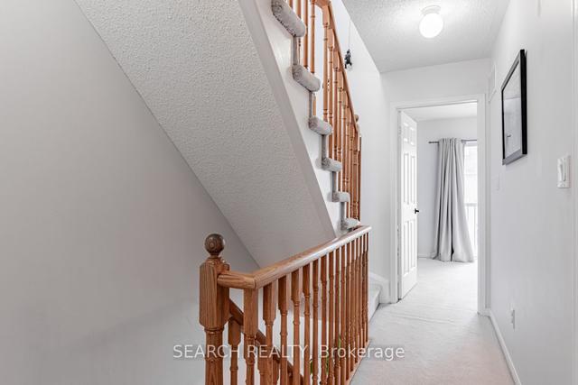 103 - 65 Turntable Cres, Townhouse with 3 bedrooms, 2 bathrooms and 2 parking in Toronto ON | Image 7