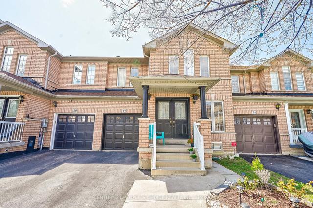 32 Snowshoe Ln, House attached with 4 bedrooms, 3 bathrooms and 4 parking in Brampton ON | Image 12