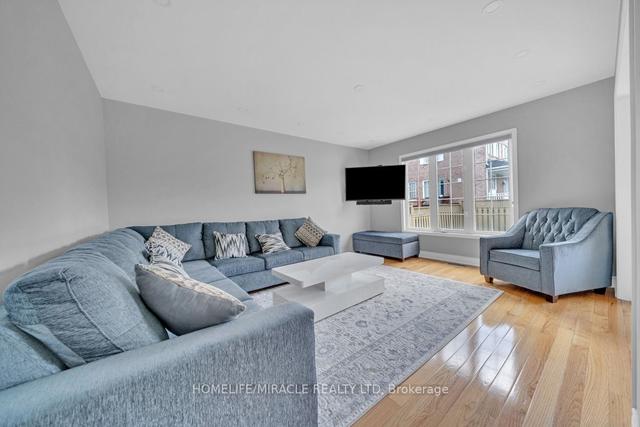 37 Millcar Dr, House detached with 4 bedrooms, 4 bathrooms and 6 parking in Toronto ON | Image 7
