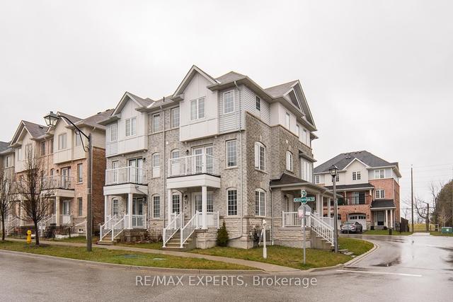 49 Devineridge Ave, House semidetached with 3 bedrooms, 3 bathrooms and 3 parking in Ajax ON | Image 12