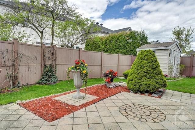 2208 Clendenan Cres, House detached with 4 bedrooms, 4 bathrooms and 4 parking in Ottawa ON | Image 30