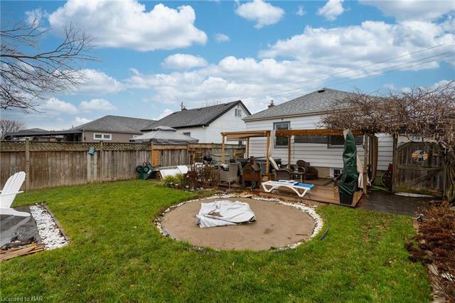 21 Grapeview Drive, House detached with 3 bedrooms, 2 bathrooms and 2 parking in St. Catharines ON | Image 19