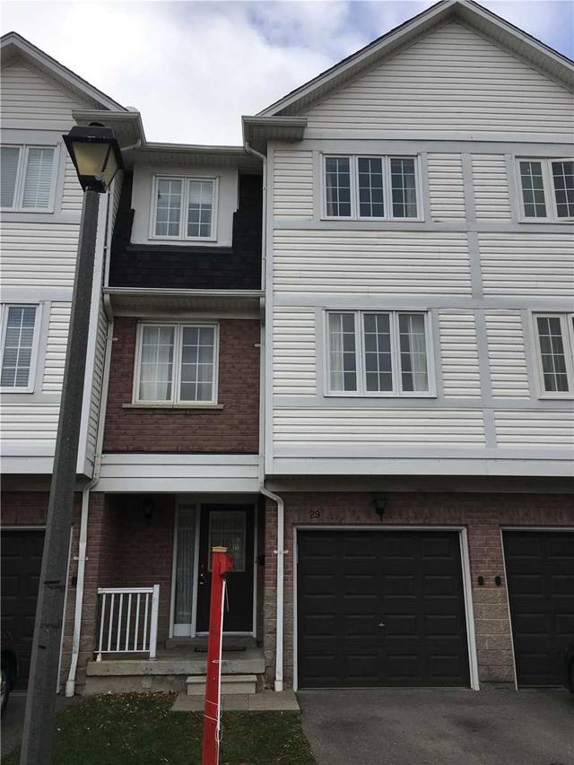 29 - 6810 Meadowvale Town Cent Circ, Townhouse with 3 bedrooms, 2 bathrooms and 2 parking in Mississauga ON | Image 1