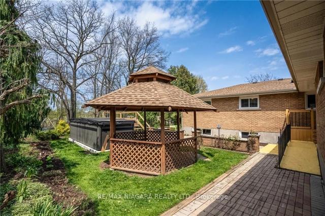 1740 Four Mile Creek Rd, House detached with 4 bedrooms, 2 bathrooms and 12 parking in Niagara on the Lake ON | Image 28