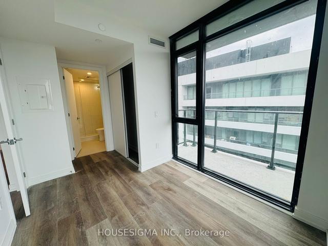 1420 - 1 Jarvis St, Condo with 2 bedrooms, 2 bathrooms and 0 parking in Hamilton ON | Image 13