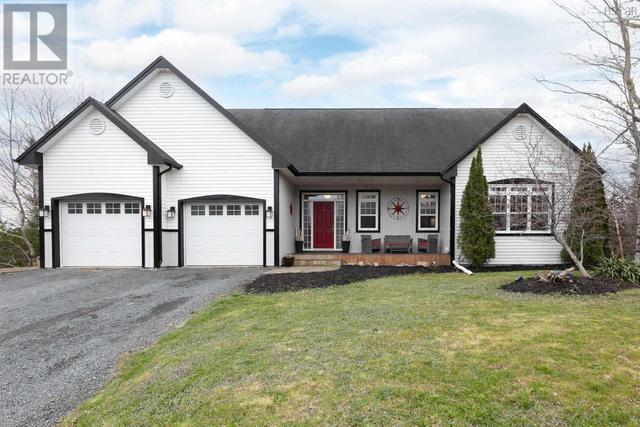 10 Clearwood Crt, House detached with 4 bedrooms, 3 bathrooms and null parking in Halifax NS | Image 1