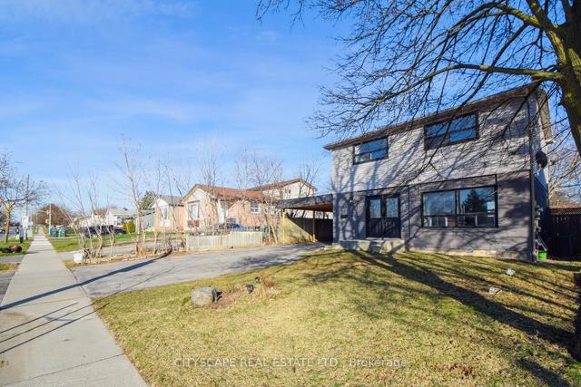 349 Vodden St E, House detached with 4 bedrooms, 3 bathrooms and 5 parking in Brampton ON | Image 12
