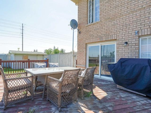 3630 Southwick St, House semidetached with 3 bedrooms, 3 bathrooms and 2 parking in Mississauga ON | Image 18