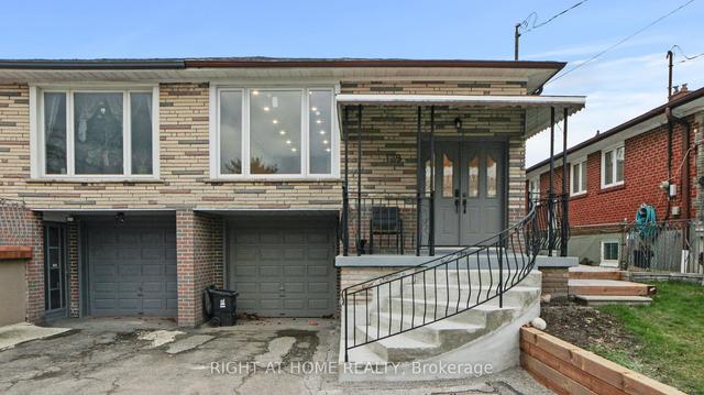129 Victory Dr, House semidetached with 3 bedrooms, 2 bathrooms and 4 parking in Toronto ON | Image 1