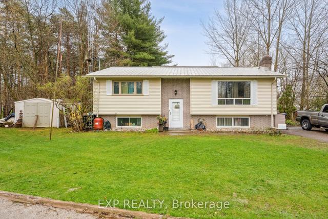 8570 On 12, House detached with 2 bedrooms, 2 bathrooms and 7 parking in Oro Medonte ON | Image 1