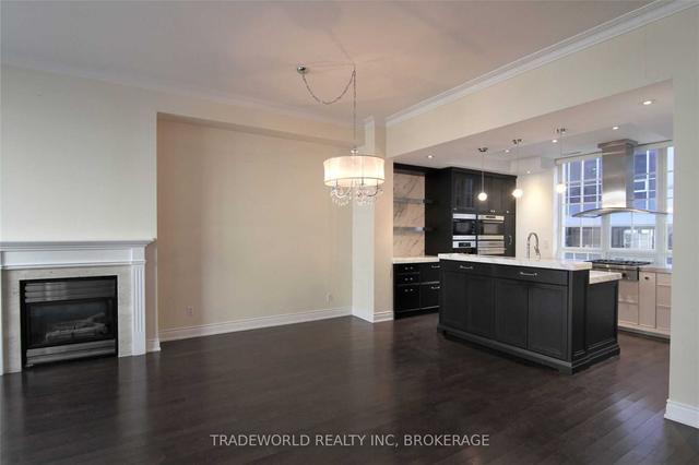 th4 - 761 Bay St, Townhouse with 3 bedrooms, 3 bathrooms and 2 parking in Toronto ON | Image 16