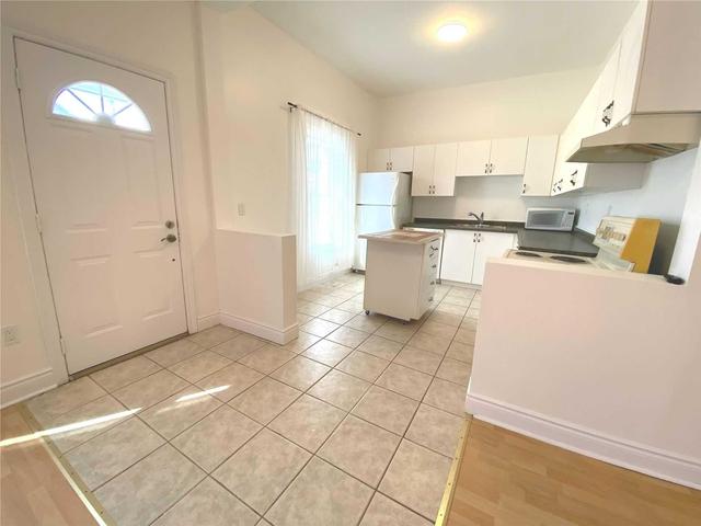 208 Bay St N, House semidetached with 2 bedrooms, 1 bathrooms and 0 parking in Hamilton ON | Image 25