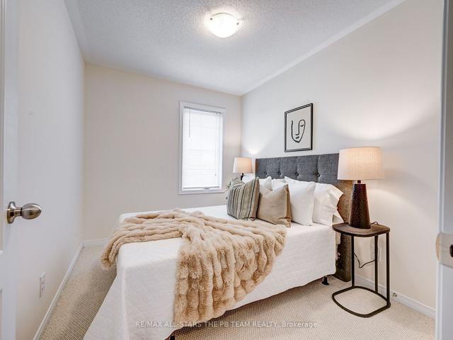 18 Soccavo Cres, Townhouse with 4 bedrooms, 4 bathrooms and 3 parking in Brampton ON | Image 15