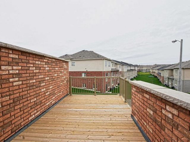 115 Starwood Dr, House attached with 3 bedrooms, 4 bathrooms and 3 parking in Guelph ON | Image 4