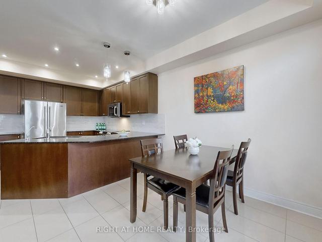 9 Lowther Ave, House attached with 4 bedrooms, 4 bathrooms and 3 parking in Richmond Hill ON | Image 6