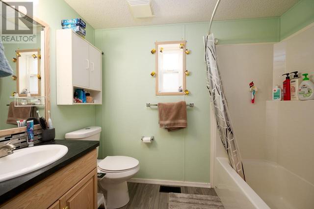 141 - 1555 Howe Rd, House detached with 2 bedrooms, 2 bathrooms and null parking in Kamloops BC | Image 7
