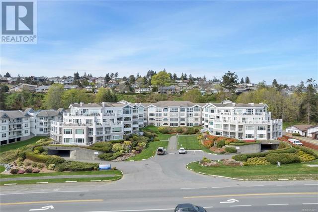 109 - 350 Island Hwy S, Condo with 2 bedrooms, 2 bathrooms and 2 parking in Campbell River BC | Image 1