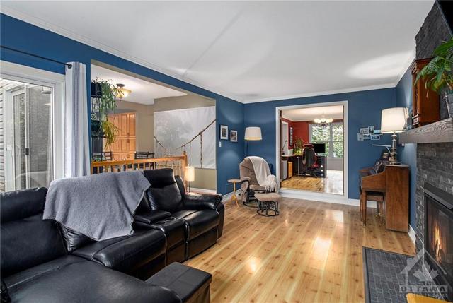 1913 Montereau Ave, House detached with 4 bedrooms, 4 bathrooms and 4 parking in Ottawa ON | Image 7