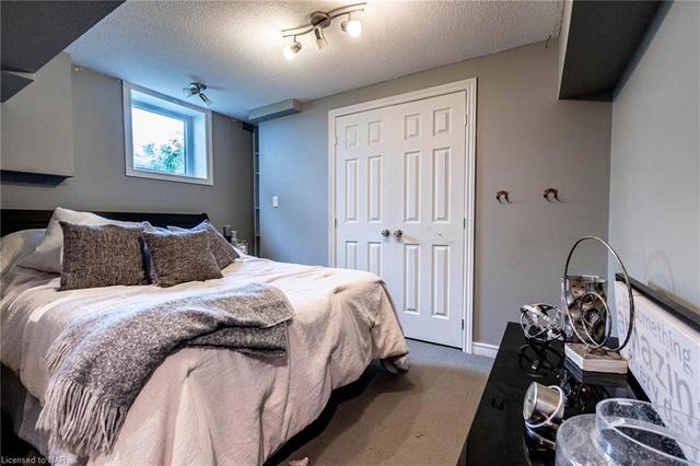 2792 Fifth St Louth St, House detached with 4 bedrooms, 2 bathrooms and 8 parking in St. Catharines ON | Image 28