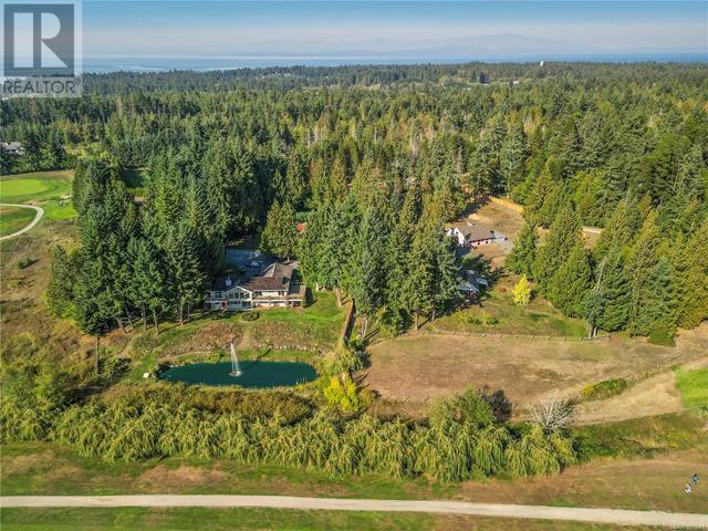 346/370 Nenzel Rd, House detached with 6 bedrooms, 5 bathrooms and 10 parking in Qualicum Beach BC | Image 36
