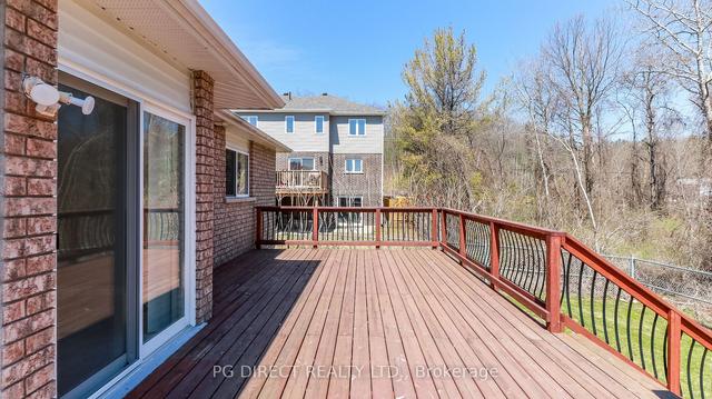 5 Jagges Dr, House detached with 2 bedrooms, 2 bathrooms and 6 parking in Barrie ON | Image 11