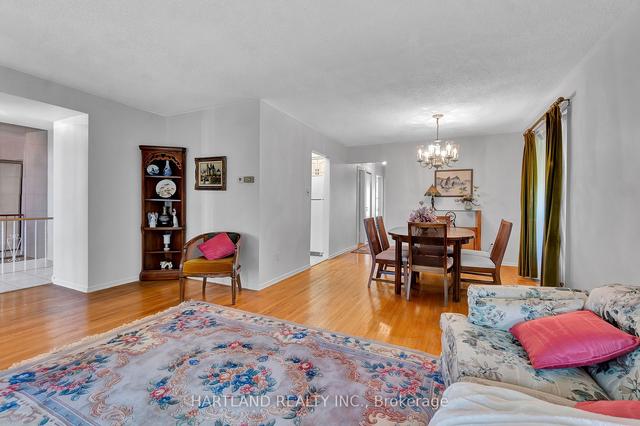 57 Glebe Cres S, House detached with 3 bedrooms, 3 bathrooms and 6 parking in Brampton ON | Image 23