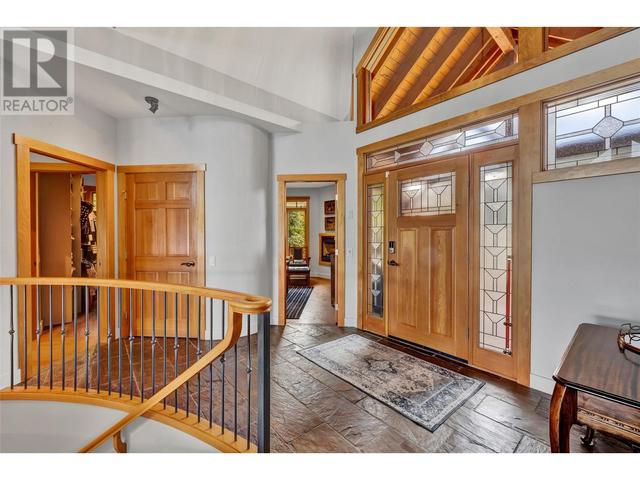 414 Okaview Rd, House detached with 6 bedrooms, 4 bathrooms and 7 parking in Kelowna BC | Image 44