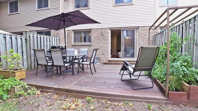 18 - 1522 Lancaster Dr, Townhouse with 3 bedrooms, 2 bathrooms and 2 parking in Oakville ON | Image 20