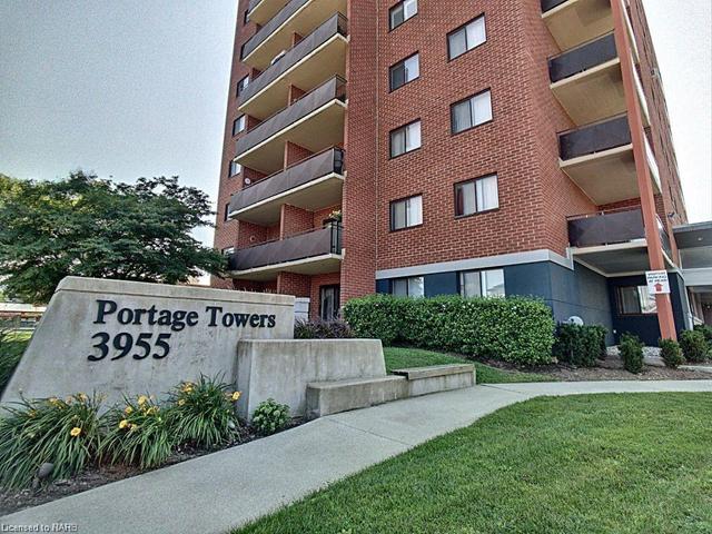 406 - 3955 Portage Rd, House attached with 2 bedrooms, 1 bathrooms and 1 parking in Niagara Falls ON | Image 1