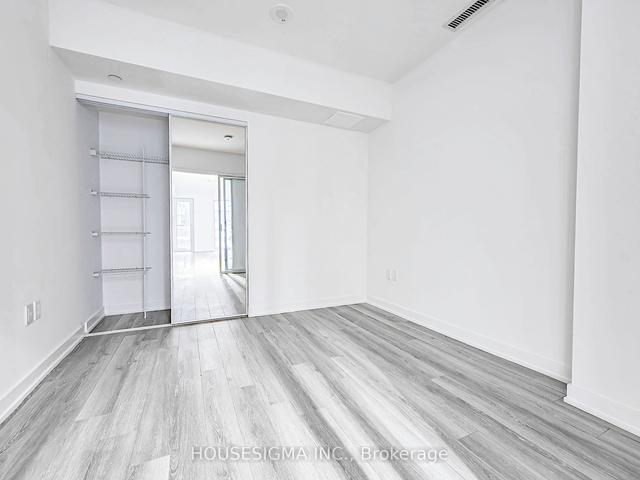 313 - 121 St. Patrick St, Condo with 1 bedrooms, 1 bathrooms and 0 parking in Toronto ON | Image 2