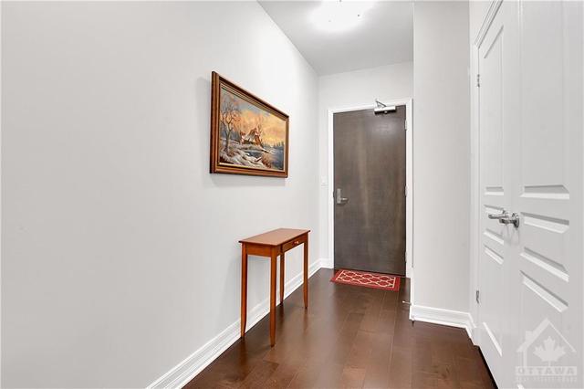 204 - 238 Besserer St, Condo with 1 bedrooms, 1 bathrooms and null parking in Ottawa ON | Image 2