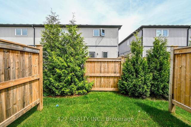 55 - 7768 Ascot Cir, House attached with 3 bedrooms, 2 bathrooms and 1 parking in Niagara Falls ON | Image 27
